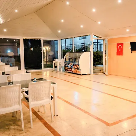 Mirasu Hotel